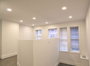 22 Phillips St APT 1A, Boston, MA 02114