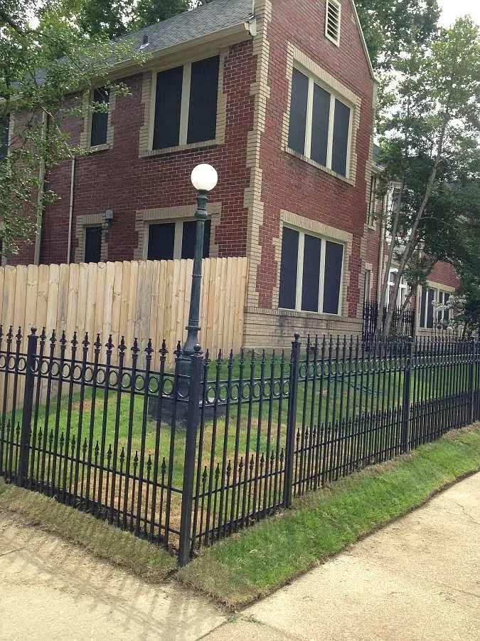 2209 Madison Avenue — Photo 4
