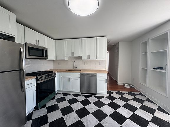 2nd image of 6316 Germantown Ave APT 3