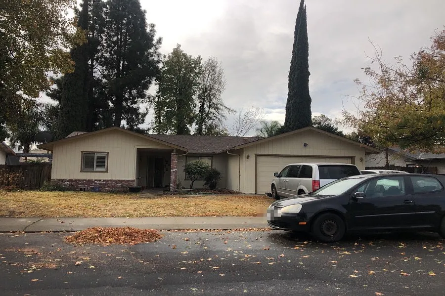 2228 Ridgeway Dr photo 1