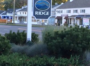 22 Fawn Ridge Ln, Wilton, CT 06897