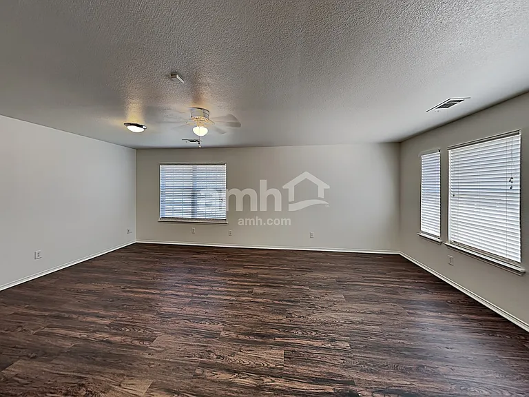 5820 Bridal Trl — Photo 8