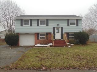 67 Donna Rd, Rochester, NY 14606