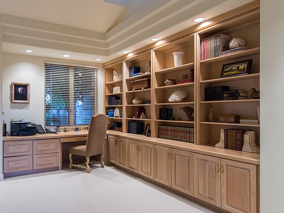 2nd image of 4289 Coachman Cir