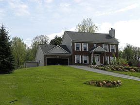 2nd image of 487 Aarons Way