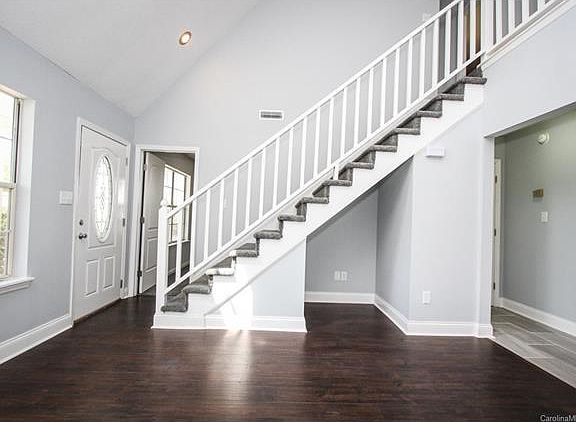 2nd image of 3712 Cedarbark Dr