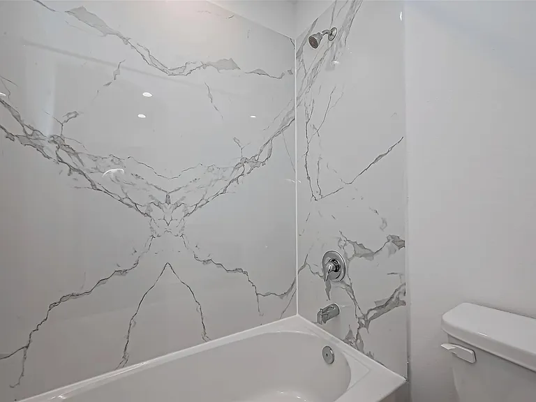 2943 Sycamore Run Ln — Photo 18
