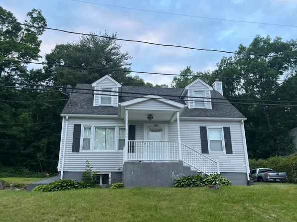 44 Woodycrest Road, Meriden, CT 06451
