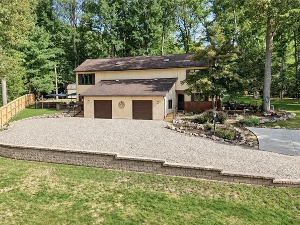 3153 N River Rd, Stow, OH 44224