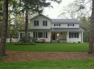 3055 Wissing Ln, Saint Joseph, MI 49085