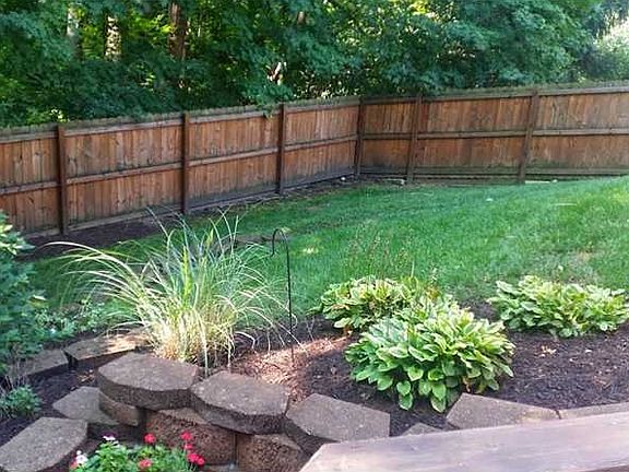 2nd image of 7039 Kingswood Circle