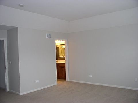 Master with tray ceiling