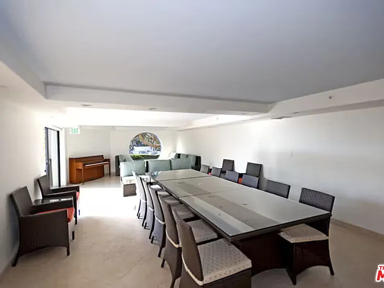 2960 Neilson Way #203 — Photo 25