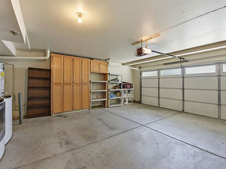 3808 Alder Ave — Photo 38