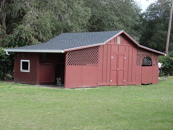 Small Barn Ready For Pets
