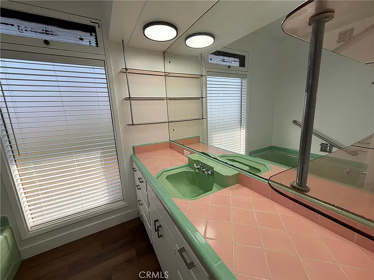 3590 Buchanan St — Photo 29