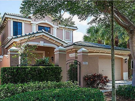 3rd image of 2721 Center Court Dr