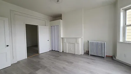 242 Bowers Street, #3