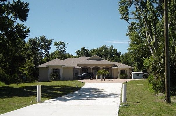 1st image of 2565 Fairfield Dr