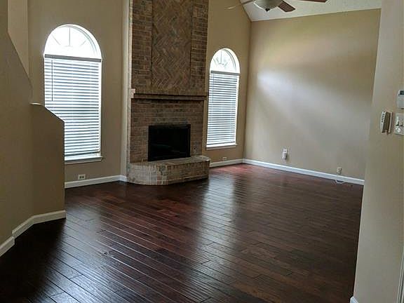 5th image of 705 Teakwood Dr