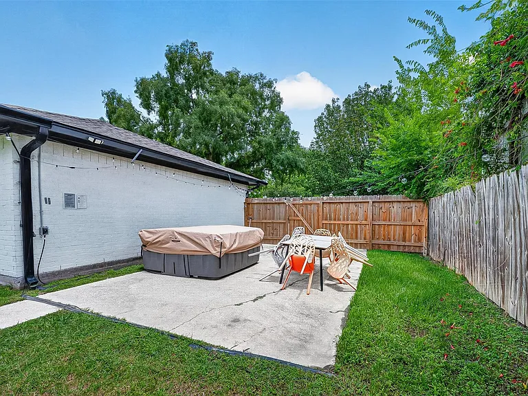 1206 Riggs Rd — Photo 49