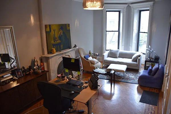 Rented by The PSN Group | media 64