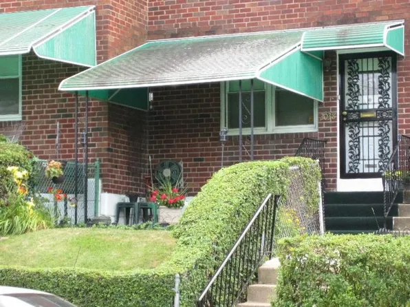 2038 Larry St, Philadelphia, PA 19142