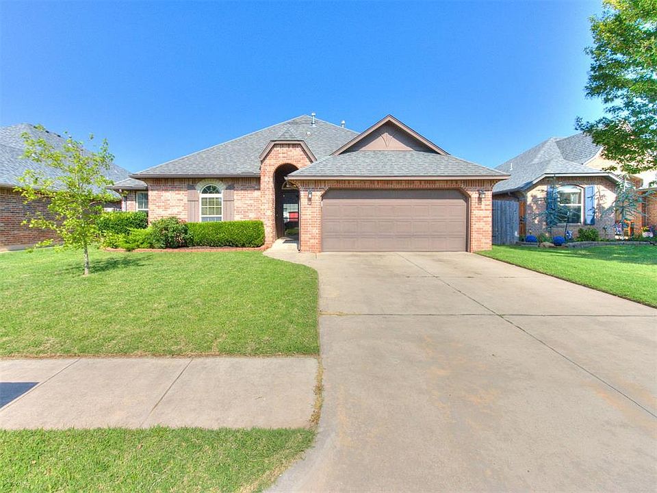 1st image of 17312 Medina Ln