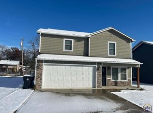 2902 N Kansas Ave, Topeka, KS 66617