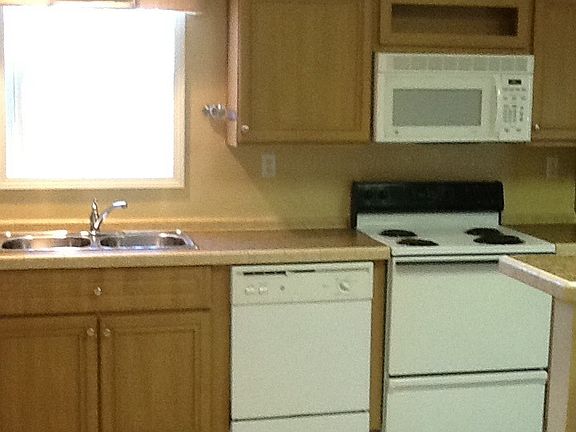 4th image of 1162 Mitchell Road