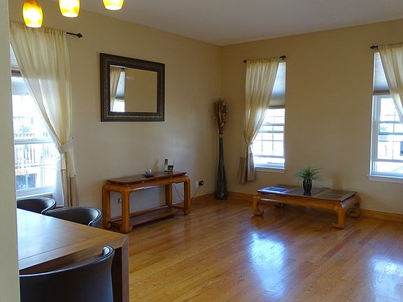 3rd image of 1255 W 102nd Pl