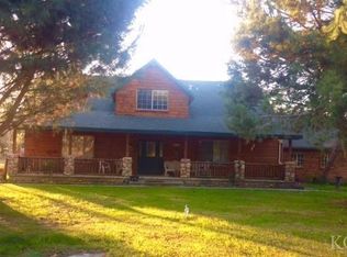 20165 S Clovis Ave, Laton, CA 93242