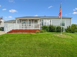 5620 Gordon Ave NW, Cedar Rapids, IA 52405