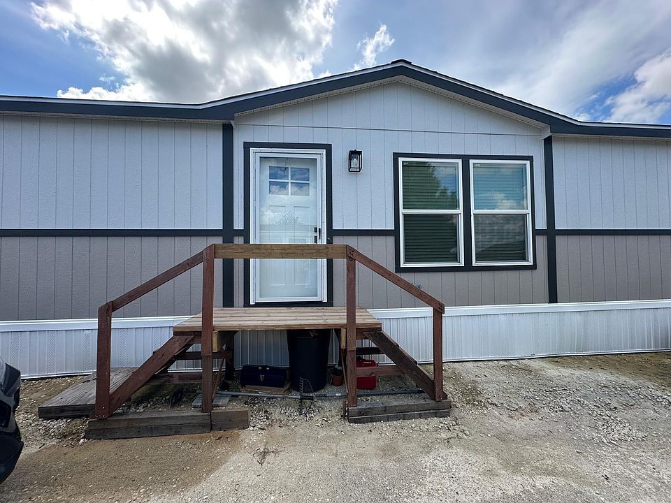 1st image of 527 Road 5603