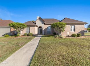 200 Cornish Pl, Youngsville, LA 70592