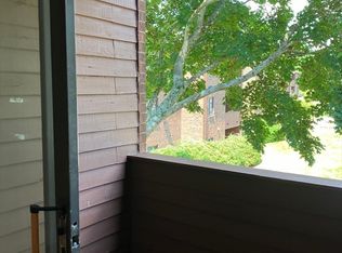 17 Davis Rd APT C15, Acton, MA 01720