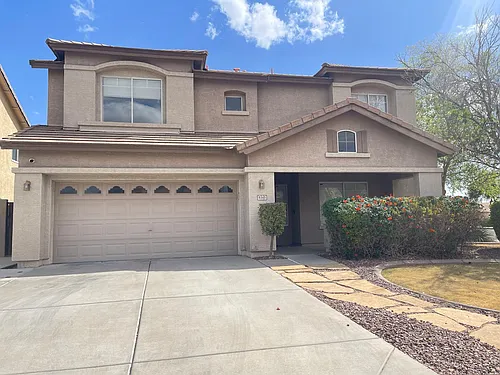 8345 W Pontiac Dr Photo 1
