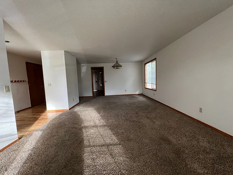 16040 NW Edward Ct — Photo 3
