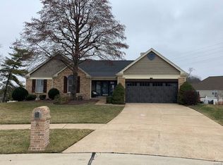 6 Sunny Meadows Ct, Saint Charles, MO