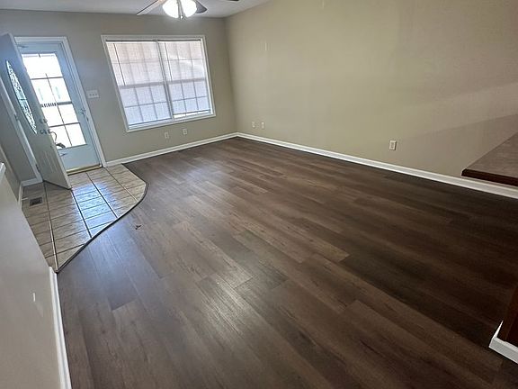 2nd image of 2810 Jefferson St