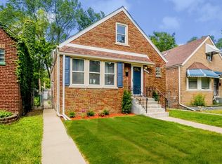 10334 S Oglesby Ave, Chicago, IL 60617
