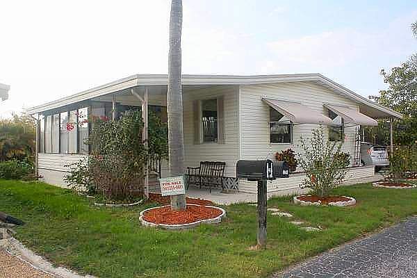 1st image of 2755 Palm Lake Dr
