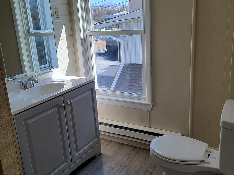 569 S Main St #2 — Photo 16