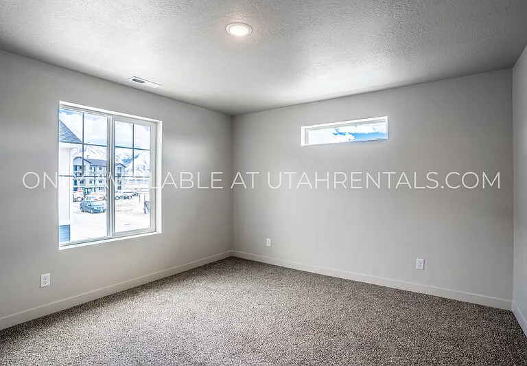 1783 N 1280 E — Photo 8