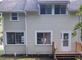 6630 Lake Rd, Madison, OH 44057