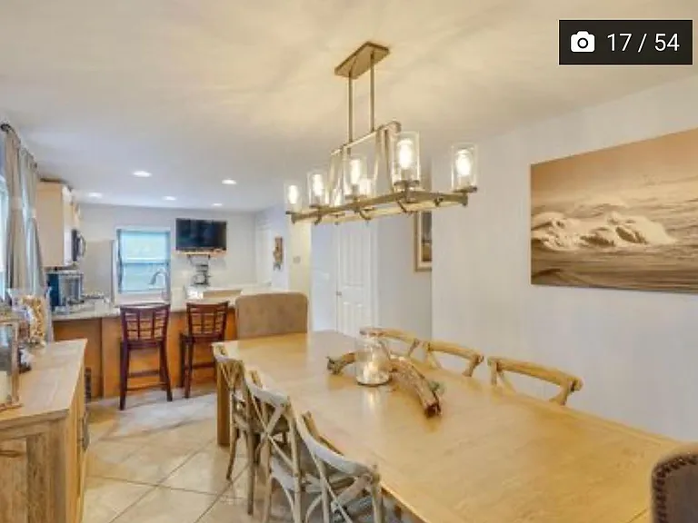 2324 Holly Hill Rd — Photo 2
