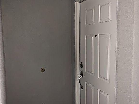 4th image of 16935 Laurel Hill Ln Unit 172