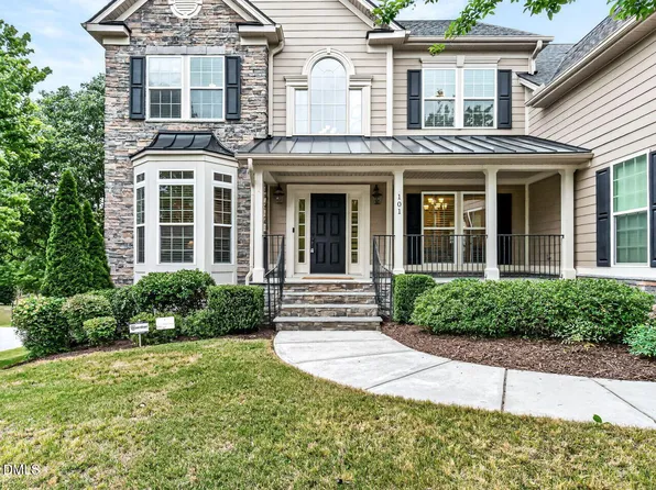 101 Shurling Pl, Cary, NC 27519