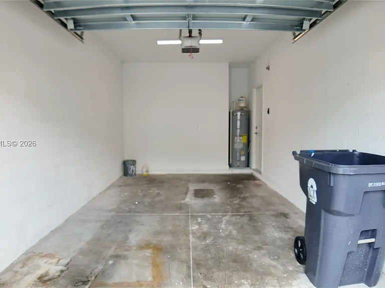 4612 Hollister Ave — Photo 20