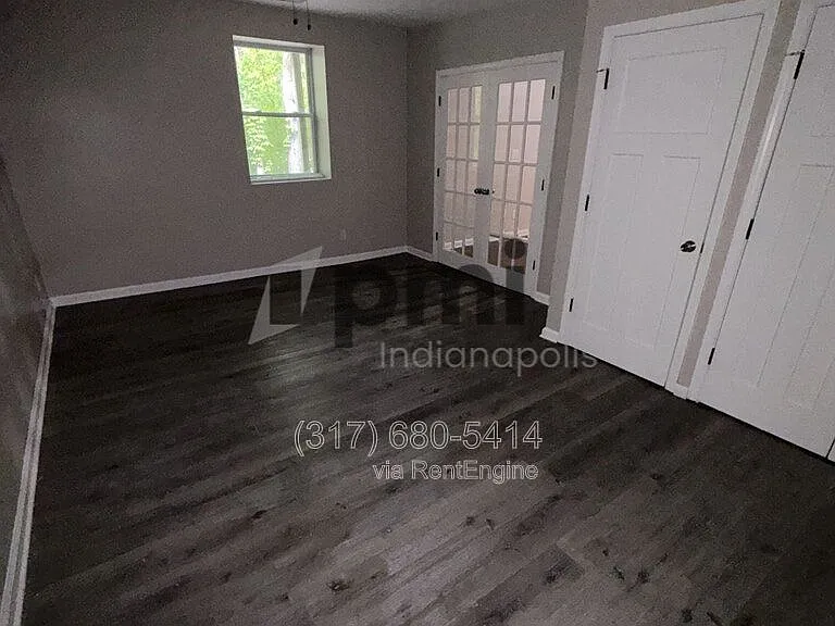 14998 Allisonville Rd — Photo 10